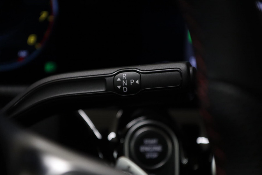 Mercedes-Benz A-Klasse 220 AMG /PANO/NIGHT-PAKET/SFEERV/CARPLAY/CAM/STOELV/VOLL