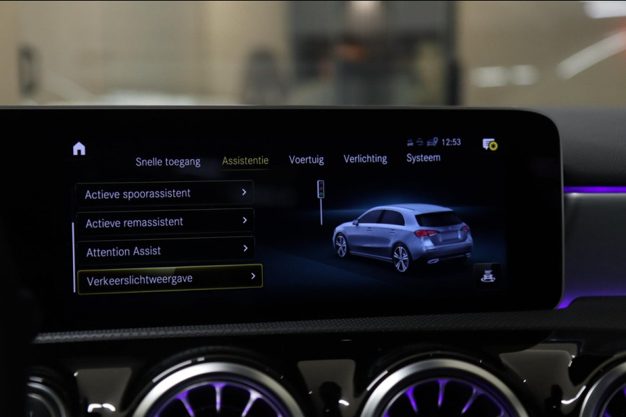 Mercedes-Benz A-Klasse 220 AMG /PANO/NIGHT-PAKET/SFEERV/CARPLAY/CAM/STOELV/VOLL