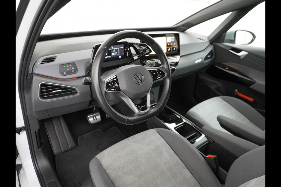 Volkswagen ID.3 58kWh 204PK First Auto-Pilot Navi Adapt.Cruise Control Pdc Apple Carplay Android Navi Ecc Led Stoel-Stuurverwarming DAB Keyless Lmv Bluetooth Regensensor Rijstrooksensor Verkeersbord detectie Mirrorlink 1e Eigenaar Grootste accu Garantie t/m 20-10-2028
