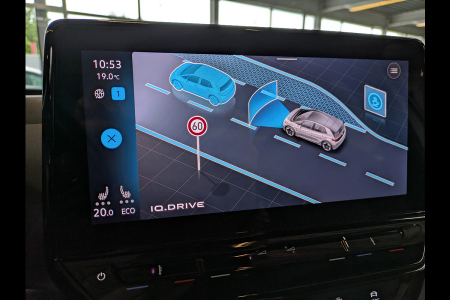 Volkswagen ID.3 58kWh 204PK First Auto-Pilot Navi Adapt.Cruise Control Pdc Apple Carplay Android Navi Ecc Led Stoel-Stuurverwarming DAB Keyless Lmv Bluetooth Regensensor Rijstrooksensor Verkeersbord detectie Mirrorlink 1e Eigenaar Grootste accu Garantie t/m 20-10-2028