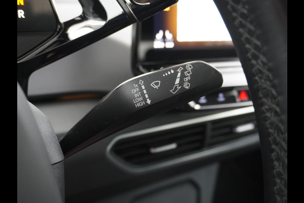 Volkswagen ID.3 58kWh 204PK First Auto-Pilot Navi Adapt.Cruise Control Pdc Apple Carplay Android Navi Ecc Led Stoel-Stuurverwarming DAB Keyless Lmv Bluetooth Regensensor Rijstrooksensor Verkeersbord detectie Mirrorlink 1e Eigenaar Grootste accu Garantie t/m 20-10-2028