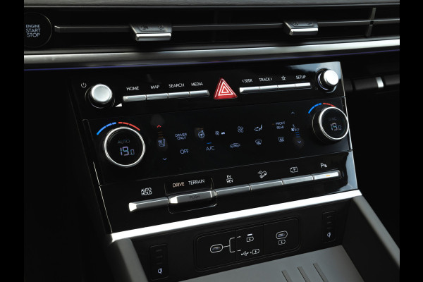 Hyundai Santa Fe 1.6 T-GDI PHEV Premium Plus 4WD 7-Zits - Bose Audio - Memoryzetels
