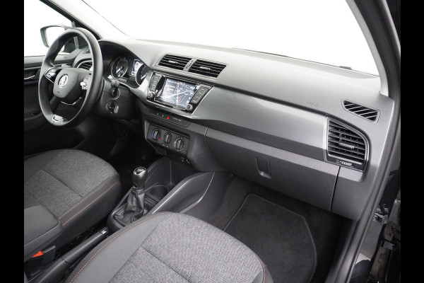 Škoda Fabia Combi 1.0T-96PK Apple Carplay Android Navi Airco Cruise-C PDC Mirror Link 16" DAB Business Edition Led Bluetooth ESP Spraakbediening Isofix