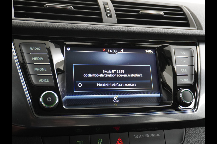 Škoda Fabia Combi 1.0T-96PK Apple Carplay Android Navi Airco Cruise-C PDC Mirror Link 16" DAB Business Edition Led Bluetooth ESP Spraakbediening Isofix