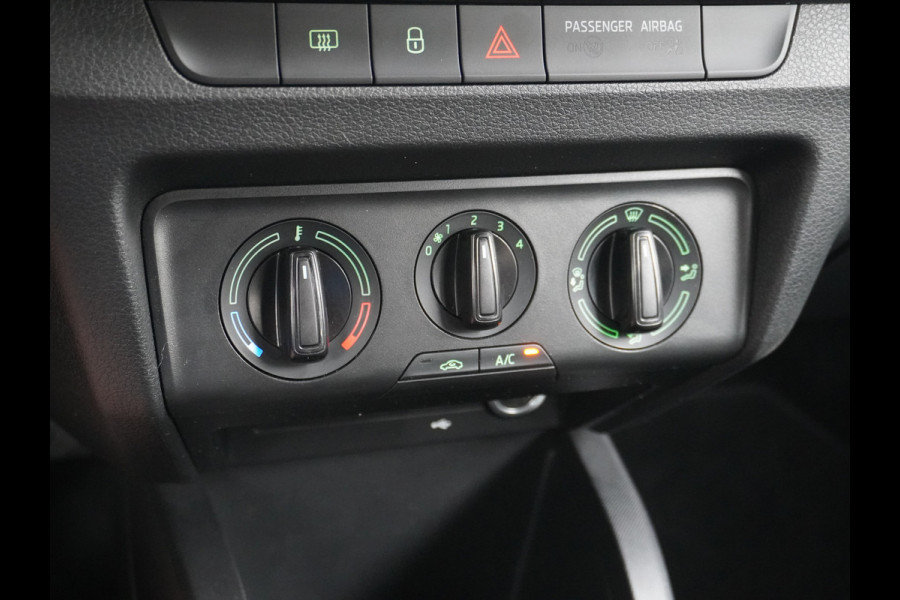 Škoda Fabia Combi 1.0T-96PK Apple Carplay Android Navi Airco Cruise-C PDC Mirror Link 16" DAB Business Edition Led Bluetooth ESP Spraakbediening Isofix