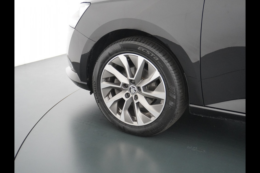 Škoda Fabia Combi 1.0T-96PK Apple Carplay Android Navi Airco Cruise-C PDC Mirror Link 16" DAB Business Edition Led Bluetooth ESP Spraakbediening Isofix