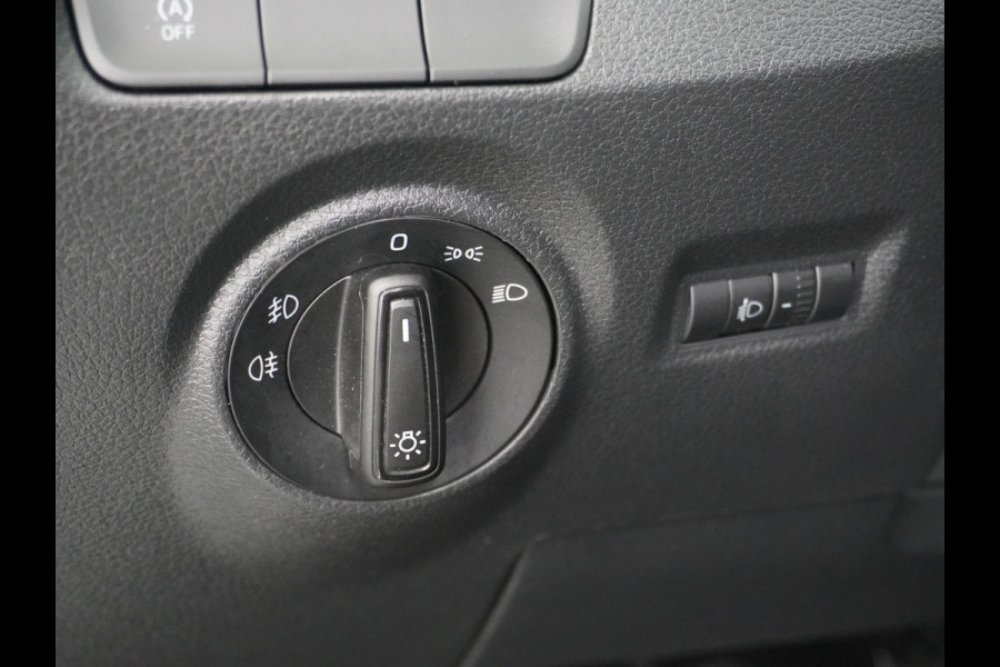 Škoda Fabia Combi 1.0T-96PK Apple Carplay Android Navi Airco Cruise-C PDC Mirror Link 16" DAB Business Edition Led Bluetooth ESP Spraakbediening Isofix