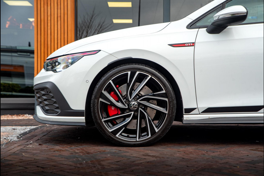 Volkswagen Golf 2.0 TSI GTI Clubsport IQ Ligt Panoramadak Harman/Kardon Dodehoek Keyless Stuurverw.