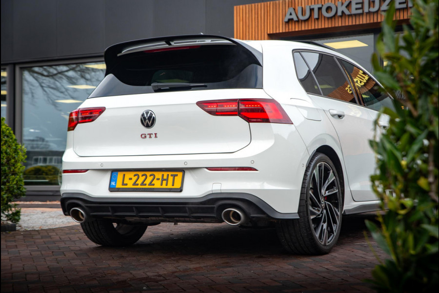 Volkswagen Golf 2.0 TSI GTI Clubsport IQ Ligt Panoramadak Harman/Kardon Dodehoek Keyless Stuurverw.