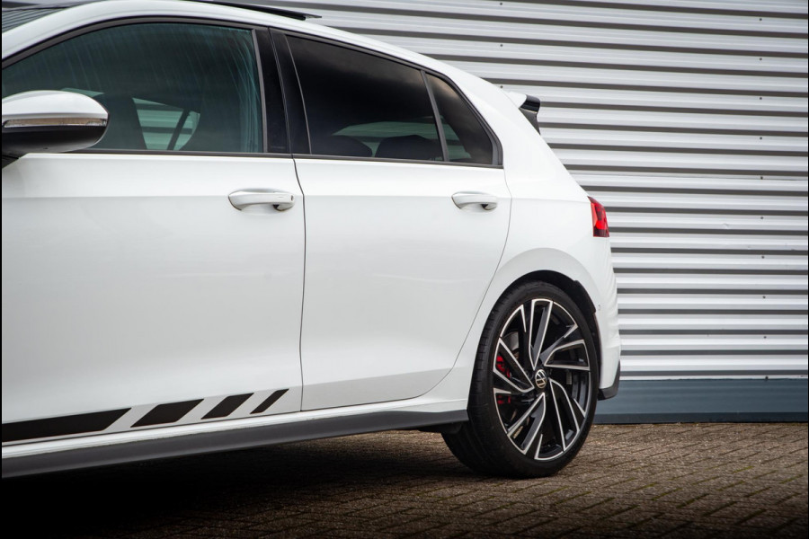 Volkswagen Golf 2.0 TSI GTI Clubsport IQ Ligt Panoramadak Harman/Kardon Dodehoek Keyless Stuurverw.