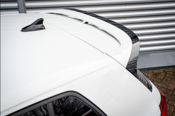 Volkswagen Golf 2.0 TSI GTI Clubsport IQ Ligt Panoramadak Harman/Kardon Dodehoek Keyless Stuurverw.