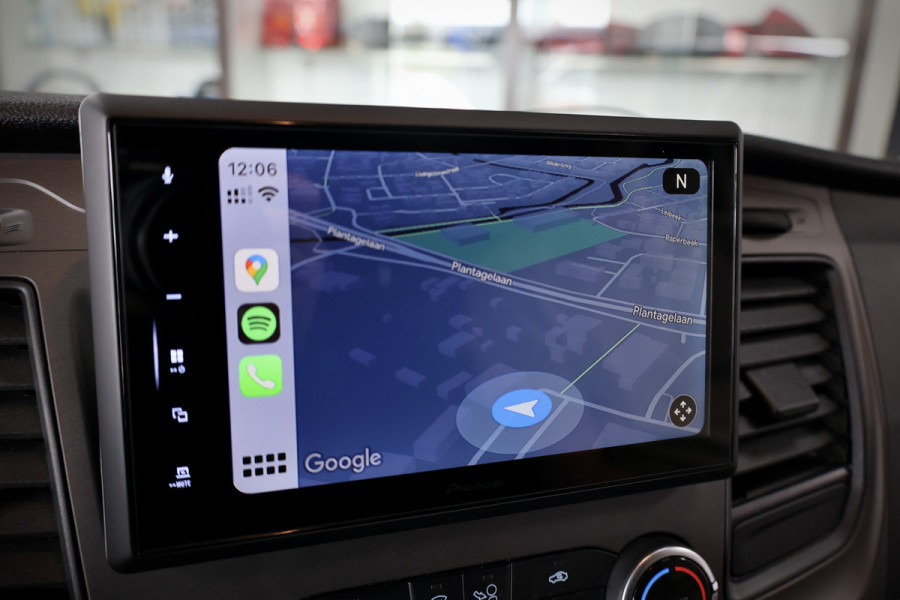 Ford Transit Custom 300 2.0 TDCI L2H1 | Raptor Edition | CarPlay | Camera | Cruise control | 3-Zitter | Airco | Trekhaak | NAP Logisch | Dealer onderhouden | Nieuwe APK