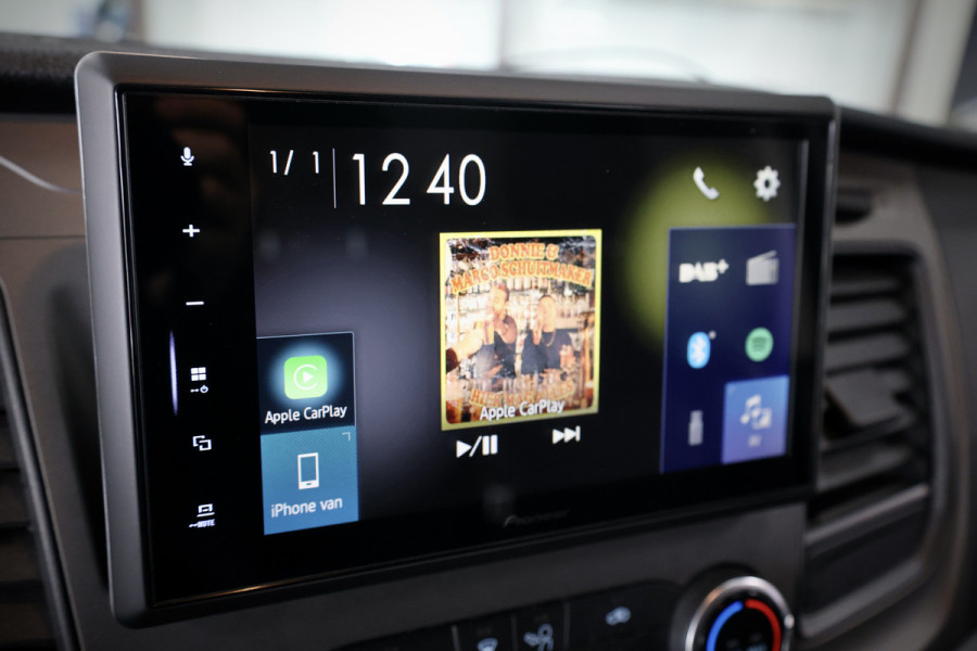 Ford Transit Custom 300 2.0 TDCI L2H1 | Raptor Edition | CarPlay | Camera | Cruise control | 3-Zitter | Airco | Trekhaak | NAP Logisch | Dealer onderhouden | Nieuwe APK