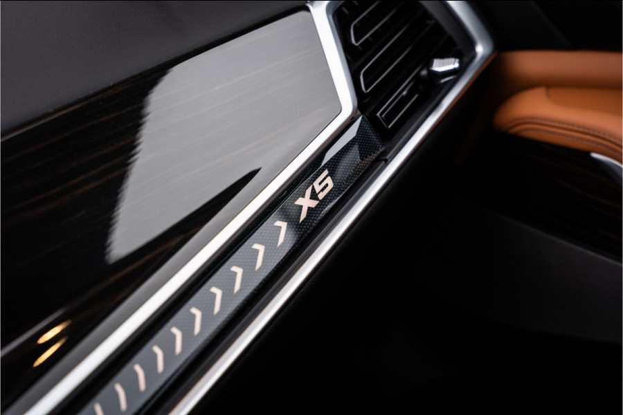 BMW X5 xDrive30d - Ex. BTW l Grijs Kent. l M-Sport | H&K | Elek. Trekhaak | HUD