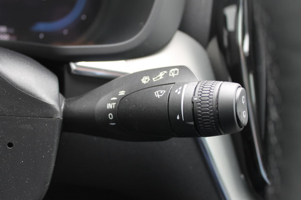 Volvo XC60 T6 350PK Automaat AWD Plus Black Edition Lang Range / Bowers & Wilkins Audio / 21" lichtmetalen velgen / Panoramisch schuif-kanteldak / Google Infotainment / Head Up display