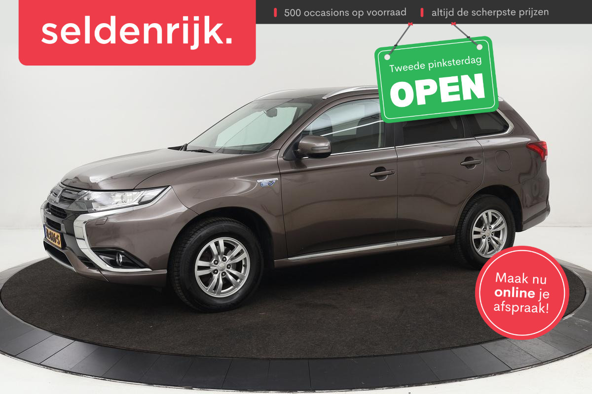 Mitsubishi Outlander 2.0 PHEV Pure | Trekhaak | Carplay | Camera | Half leder | Keyless | Climate control | Cruise control Mitsubishi Outlander 2.0 PHEV Pure | Trekhaak | Carplay | Camera | Half leder | Keyless | Climate control | Cruise control