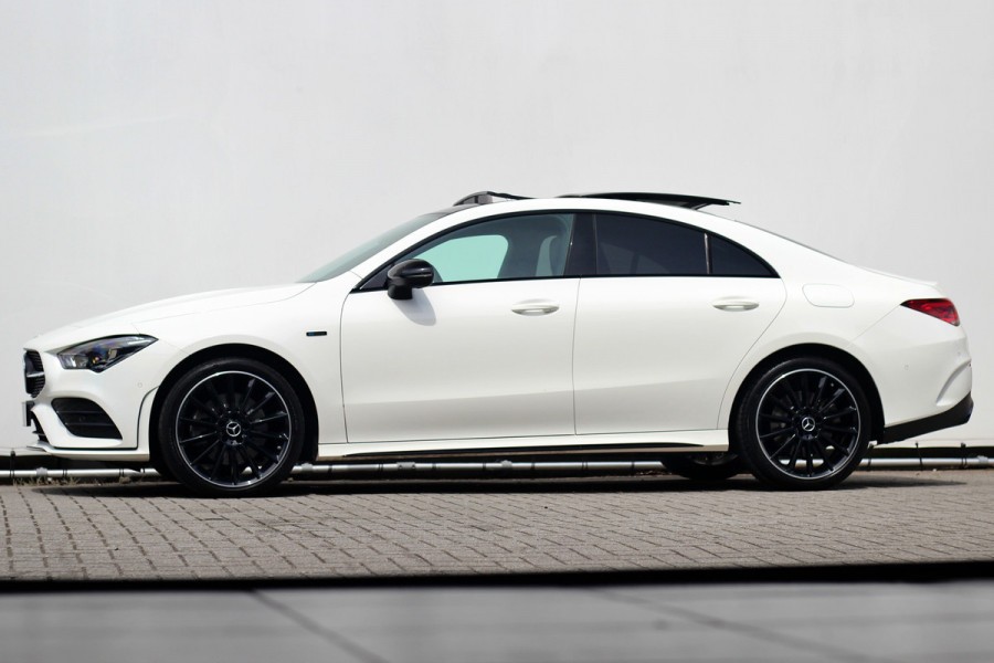 Mercedes-Benz CLA-Klasse 250 e Premium Plus AMG | Pano | Sfeer | Adaptief | Camera