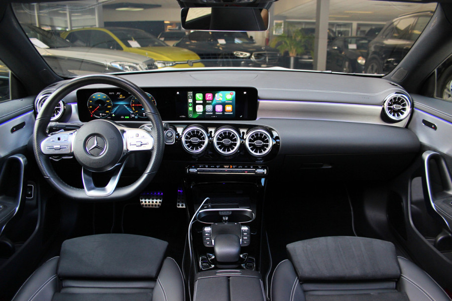 Mercedes-Benz CLA-Klasse 250 e Premium Plus AMG | Pano | Sfeer | Adaptief | Camera