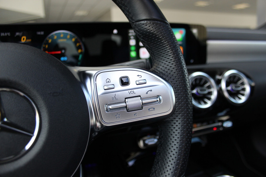 Mercedes-Benz CLA-Klasse 250 e Premium Plus AMG | Pano | Sfeer | Adaptief | Camera