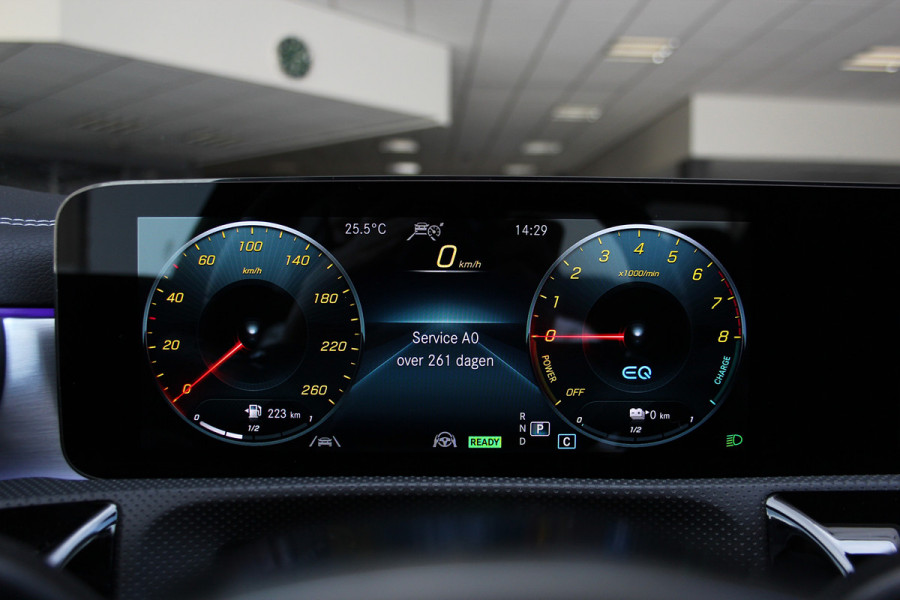 Mercedes-Benz CLA-Klasse 250 e Premium Plus AMG | Pano | Sfeer | Adaptief | Camera