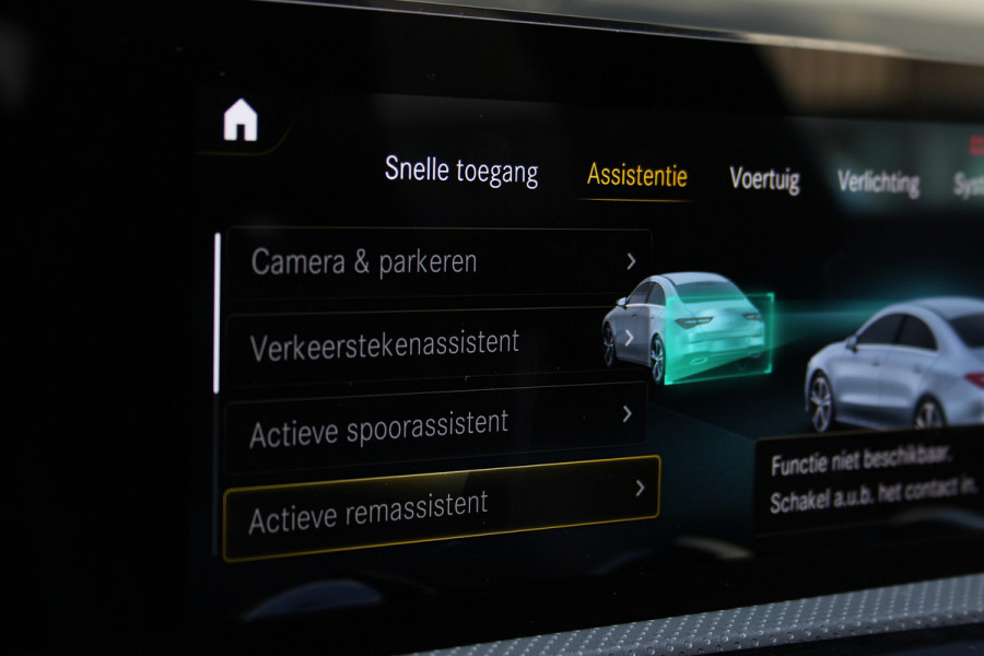 Mercedes-Benz CLA-Klasse 250 e Premium Plus AMG | Pano | Sfeer | Adaptief | Camera