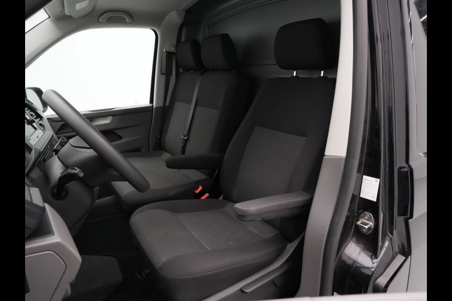 Volkswagen Transporter 2.0 TDI L2H1 28 Economy Business Navi via App Pdc Cruise Airco