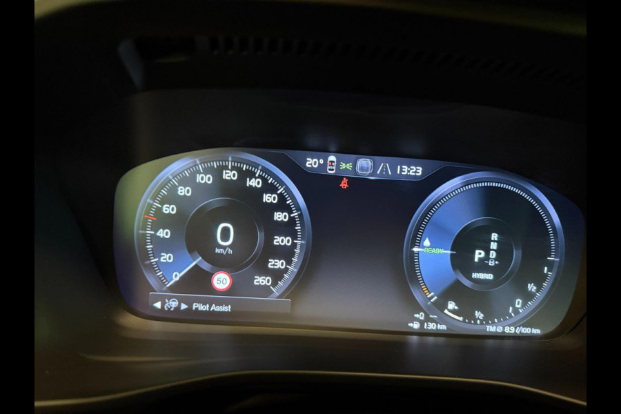 Volvo XC40 1.5 T5 Recharge R-Design 264PK NAVI/DAB/H-KARDON/STOEL-M/LEDER///