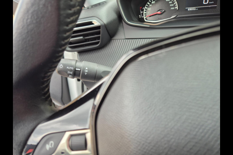 Peugeot 208 1.2 PureTech Blue Lease Carplay, Navi, Cruise, NAP