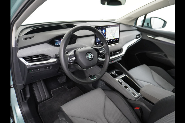 Škoda ENYAQ iV 80 Trekhaak Panodak Auto-Pilot Head-Up Display Apple Carplay Android Auto Adap.Cruise DAB Elek.Stoel+Memory+Verwarmd Navi Led-Ma Dynamic ChassisControl Climate Pack 2 Infotaiment Plus Klimaat Plus Family Comfort Pack Assistentie Keyless LMV 20" Grote Accu! 1e Eigenaar 1.000KG Trekgewicht! Zeer Compleet € 56.000 nieuw Grootste Aktieradius/accu pakket.
