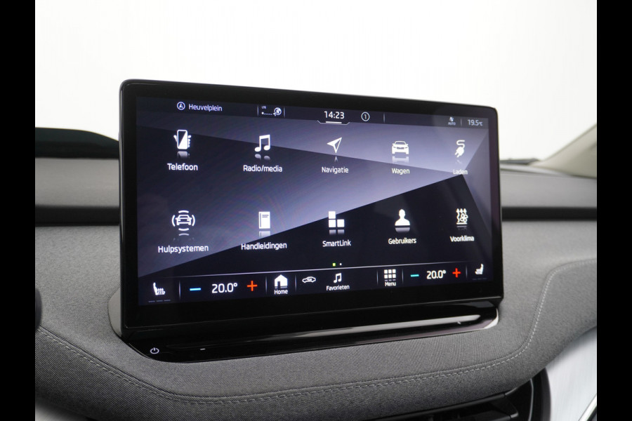 Škoda ENYAQ iV 80 Trekhaak Panodak Auto-Pilot Head-Up Display Apple Carplay Android Auto Adap.Cruise DAB Elek.Stoel+Memory+Verwarmd Navi Led-Ma Dynamic ChassisControl Climate Pack 2 Infotaiment Plus Klimaat Plus Family Comfort Pack Assistentie Keyless LMV 20" Grote Accu! 1e Eigenaar 1.000KG Trekgewicht! Zeer Compleet € 56.000 nieuw Grootste Aktieradius/accu pakket.