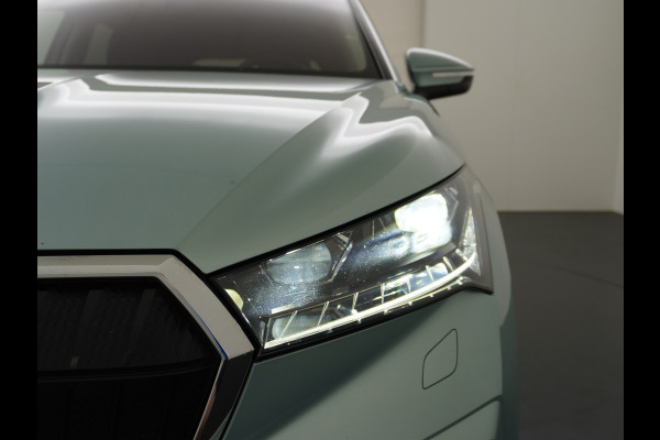 Škoda ENYAQ iV 80 Trekhaak Panodak Auto-Pilot Head-Up Display Apple Carplay Android Auto Adap.Cruise DAB Elek.Stoel+Memory+Verwarmd Navi Led-Ma Dynamic ChassisControl Climate Pack 2 Infotaiment Plus Klimaat Plus Family Comfort Pack Assistentie Keyless LMV 20" Grote Accu! 1e Eigenaar 1.000KG Trekgewicht! Zeer Compleet € 56.000 nieuw Grootste Aktieradius/accu pakket.