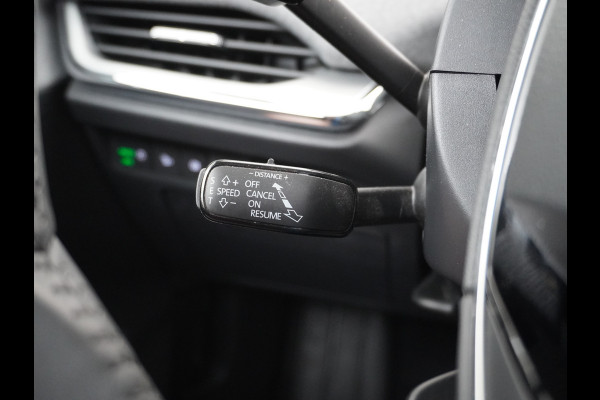 Škoda ENYAQ iV 80 Trekhaak Panodak Auto-Pilot Head-Up Display Apple Carplay Android Auto Adap.Cruise DAB Elek.Stoel+Memory+Verwarmd Navi Led-Ma Dynamic ChassisControl Climate Pack 2 Infotaiment Plus Klimaat Plus Family Comfort Pack Assistentie Keyless LMV 20" Grote Accu! 1e Eigenaar 1.000KG Trekgewicht! Zeer Compleet € 56.000 nieuw Grootste Aktieradius/accu pakket.