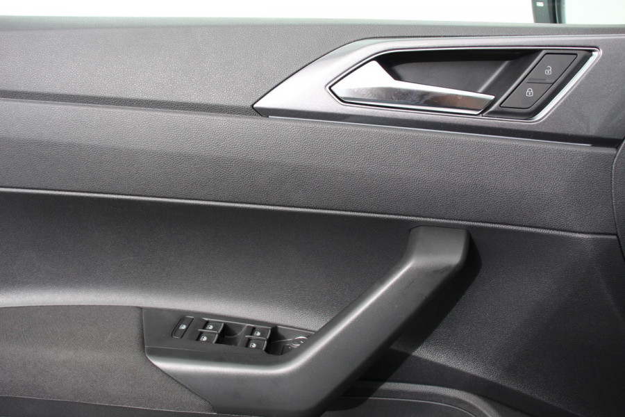 Volkswagen Polo 1.0 TSI DSG Style | Navigatie | Apple Carplay/Android Auto | Climate Control | Led | Lichtmetalen Velgen | Extra getint glas