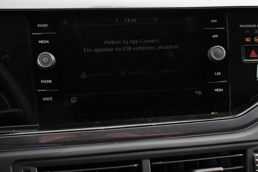 Volkswagen Polo 1.0 TSI DSG Style | Navigatie | Apple Carplay/Android Auto | Climate Control | Led | Lichtmetalen Velgen | Extra getint glas
