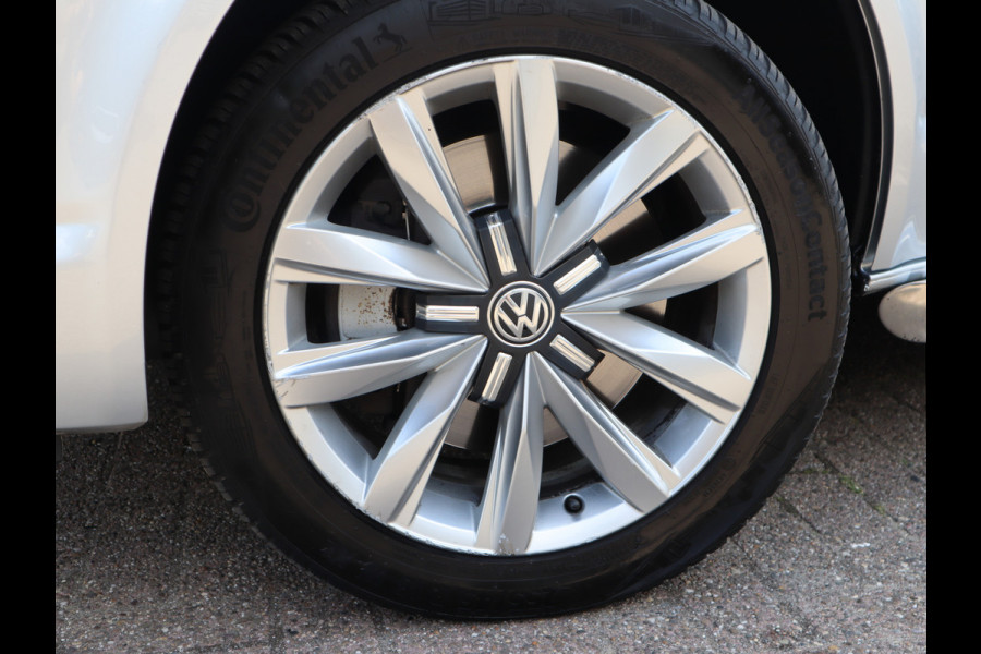 Volkswagen Transporter 2.0 TDI 204pk DSG L2 DC - Highline - LED - Leder - L+R Schuif