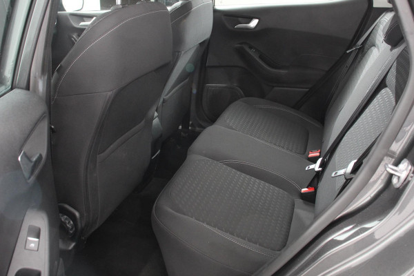 Ford Fiesta 1.0 EcoBoost 125pk Titanium | Navigatie | Apple Carplay/Android Auto | Parkeersensor achter | Cruise Control | Stoel-en stuurverwarming | Verwarmde voorruit | Climate Control