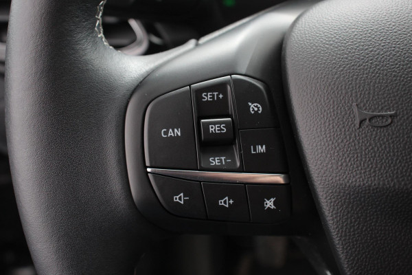 Ford Fiesta 1.0 EcoBoost 125pk Titanium | Navigatie | Apple Carplay/Android Auto | Parkeersensor achter | Cruise Control | Stoel-en stuurverwarming | Verwarmde voorruit | Climate Control