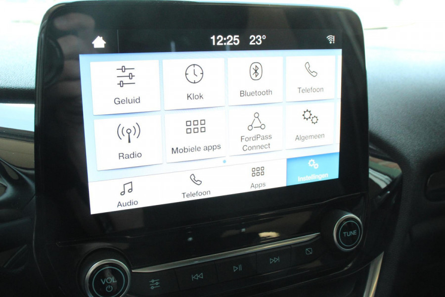 Ford Fiesta 1.0 EcoBoost 125pk Titanium | Navigatie | Apple Carplay/Android Auto | Parkeersensor achter | Cruise Control | Stoel-en stuurverwarming | Verwarmde voorruit | Climate Control