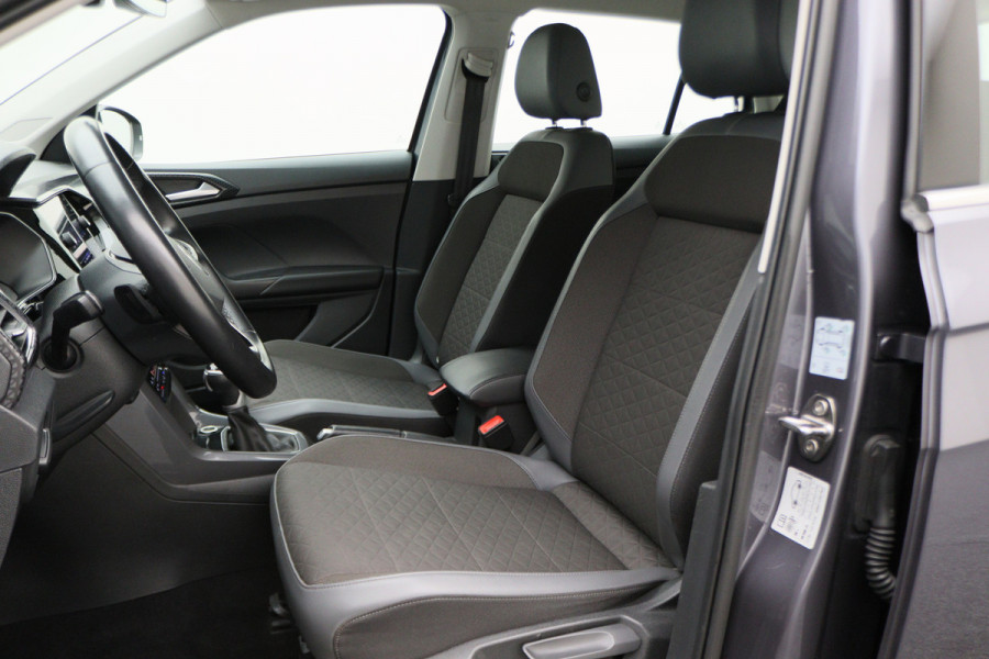 Volkswagen T-Cross 1.0 TSI Style Automaat LED, Climate, Apple Carplay, Stoelverwarming, ACC, PDC