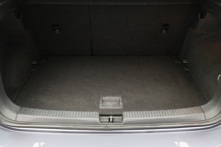 Volkswagen T-Cross 1.0 TSI Style Automaat LED, Climate, Apple Carplay, Stoelverwarming, ACC, PDC