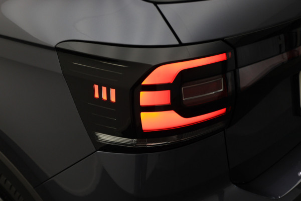 Volkswagen T-Cross 1.0 TSI Style Automaat LED, Climate, Apple Carplay, Stoelverwarming, ACC, PDC
