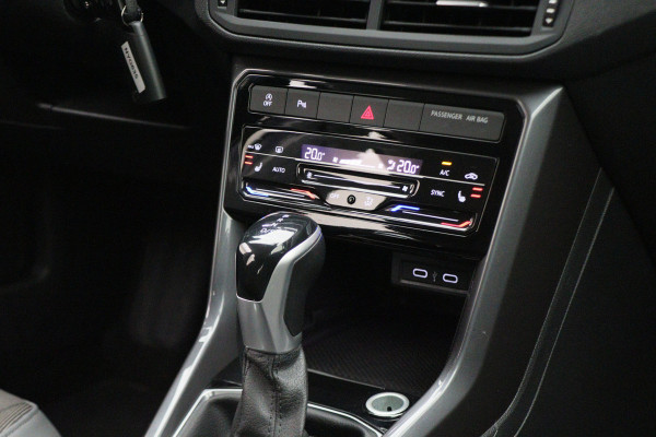 Volkswagen T-Cross 1.0 TSI Style Automaat LED, Climate, Apple Carplay, Stoelverwarming, ACC, PDC