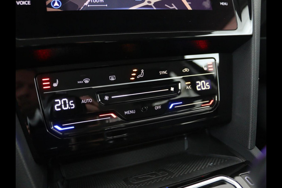 Volkswagen Passat 1.4 TSI PHEV GTE | Stoelverwarming | Camera | Adaptive cruise | Matrix LED | Massage | Carplay | Navigatie | Side Assist