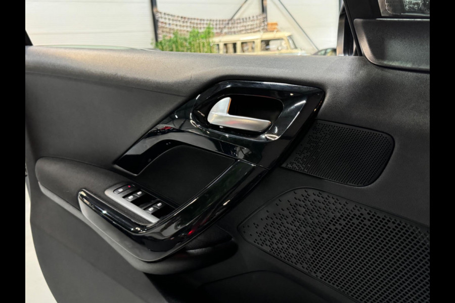 Peugeot 208 1.2 PureTech Allure Garantie Camera PDC Cruise Clima Navi LED Rijklaar