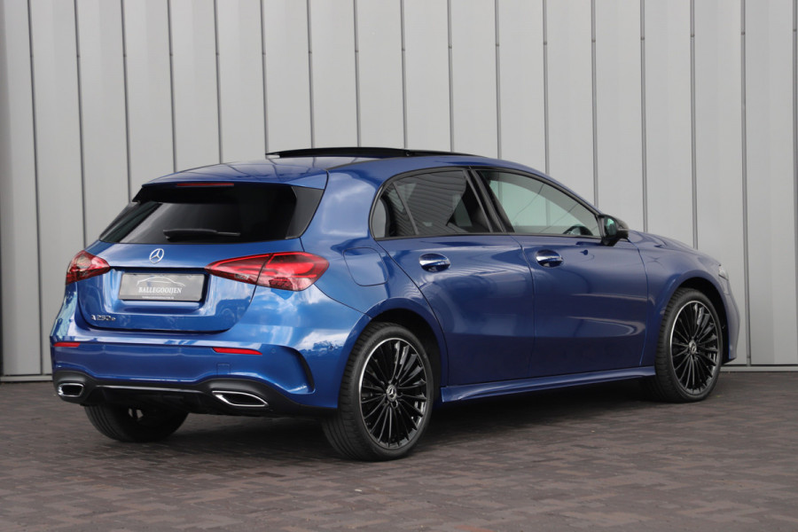 Mercedes-Benz A-Klasse 250e AMG Aut8 | 218PK | Pano | Head-up | Burmester | Memory | Sfeerverlichting | Multibeam | ACC | Stuurwielverwarming | Trekhaa