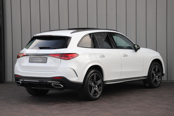 Mercedes-Benz GLC 300e AMG 4-Matic | 313PK | Massage | Pano | Burmester | Digital-light | Sfeerverlichting | Distronic | Stoelkoeling | Air-balanc
