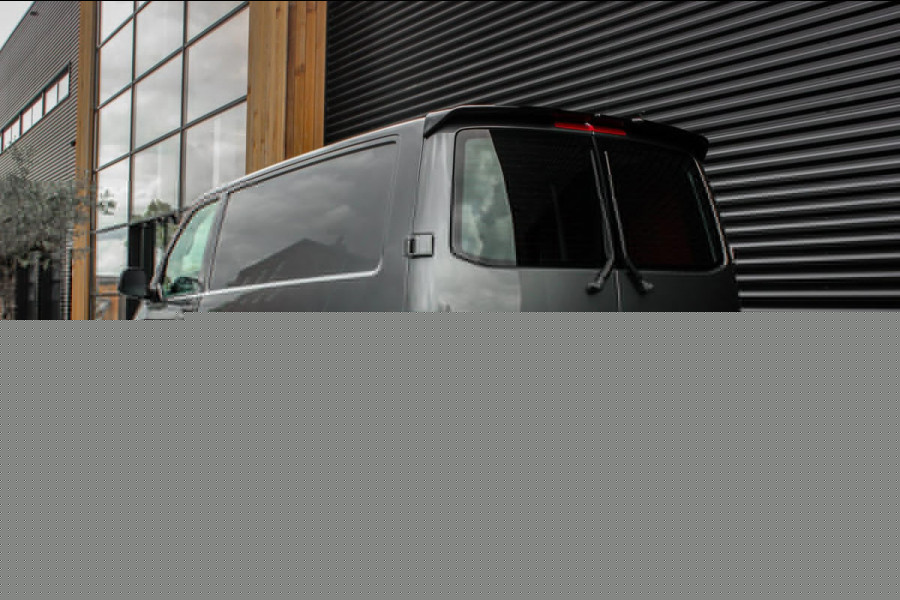 Volkswagen Transporter 2.0 TDI L1H1 150PK JB- EDITION DSG / PDC / VERLAGINGSVEREN / LEDEREN BEKLEDING / FULL / APPLE CARPLAY /NAVI