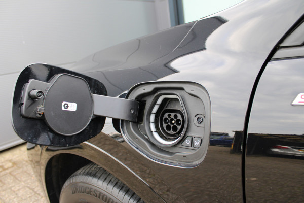 Ford Kuga 2.5 PHEV ST-Line X | Trekhaak | Navigatie | BLIS | Camera | B&O