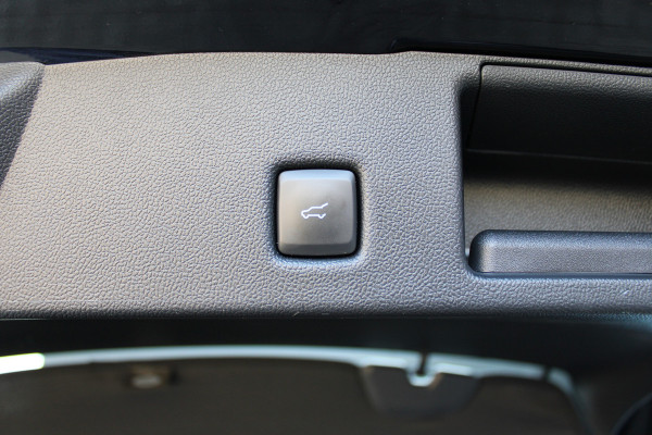 Ford Kuga 2.5 PHEV ST-Line X | Trekhaak | Navigatie | BLIS | Camera | B&O