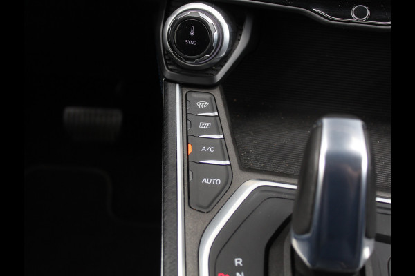 Lynk & Co 01 1.5 12 X OP VOORRAAD V.A. 40.000 KM | CARPLAY | 360CAMERA | DAB | PANODAK | LED | STOELVERW | ADAPCRUISE | WIFI |